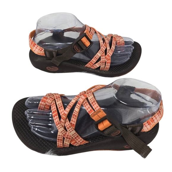 Chaco Shades of Orange Stripes Strappy Summer Women's Sandals 7 - Picture 3 of 6